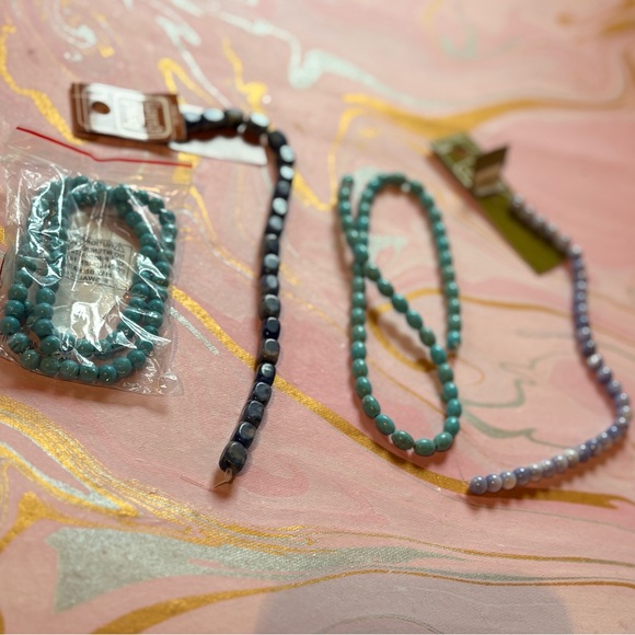 Assorted beading bundle - Picture 1 of 9